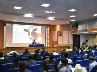 ศูนย์ฯ ต้อนรับท่านรองอธิบดีฯ และมุ่งสู่อัตลักษณ์ “Training ... พารามิเตอร์รูปภาพ 13