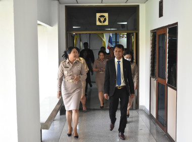 นายมนัส เทพรักษ์ รองอธิบดีกรมส่งเสริมสหกรณ์ ... พารามิเตอร์รูปภาพ 3