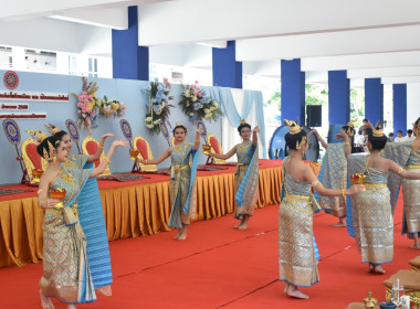 **ศูนย์ฯ ร่วมพิธีทำบุญครบรอบ 52 ปี การก่อตั้งโรงเรียน ... พารามิเตอร์รูปภาพ 14