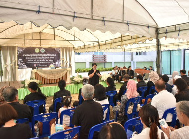 **ศูนย์ฯ 1 ให้ความรู้การสหกรณ์และจัดนิทรรศการ ... พารามิเตอร์รูปภาพ 12