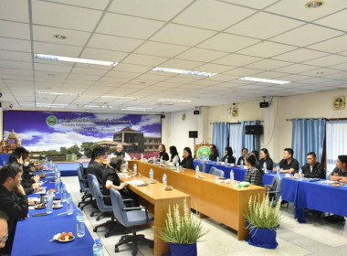 บุคลากรศูนย์ 1 ร่วมต้อนรับนายประวัติ แดงบรรจง ... พารามิเตอร์รูปภาพ 2